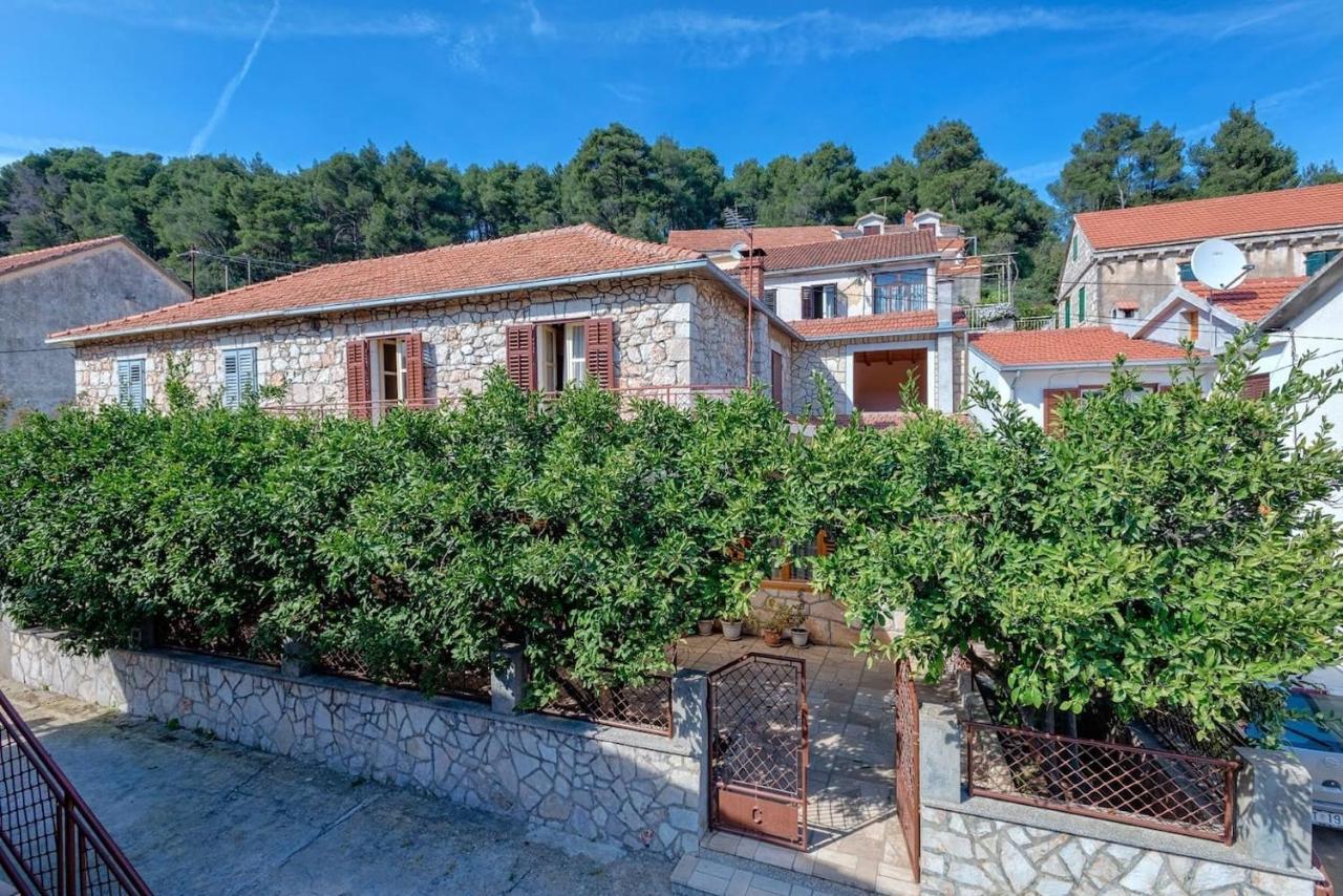 Holiday House With A Parking Space Svirce, Hvar - 17682 Vrbanj Exterior foto
